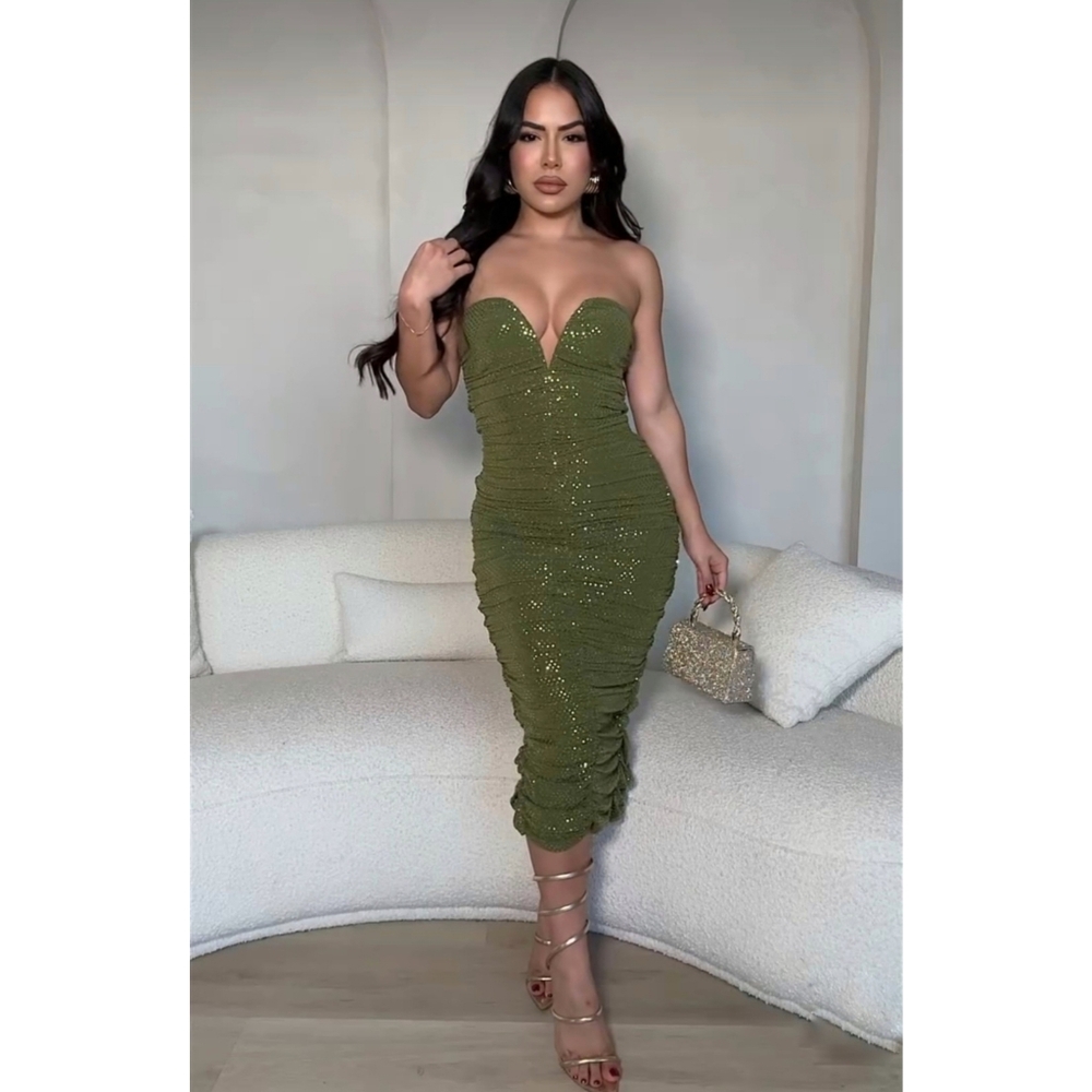 🆕️• Elegant Olive Green Strapless Dress •